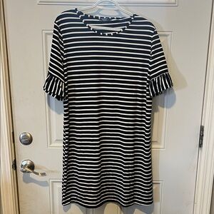 Chic Striped Ruffle Sleeve Dress